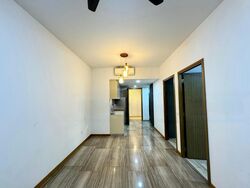 Lakeville (D22), Condominium #557243221